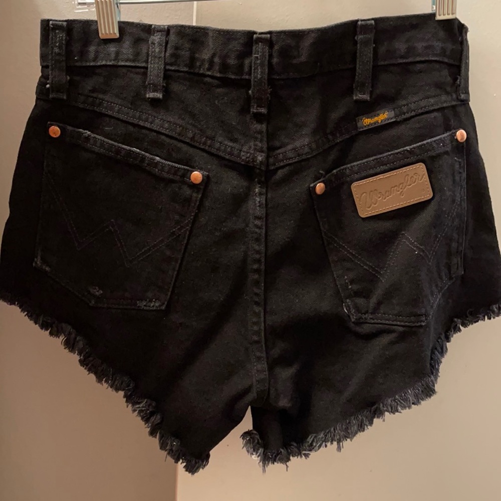 WRANGLER BLACK DENIM SHORTS